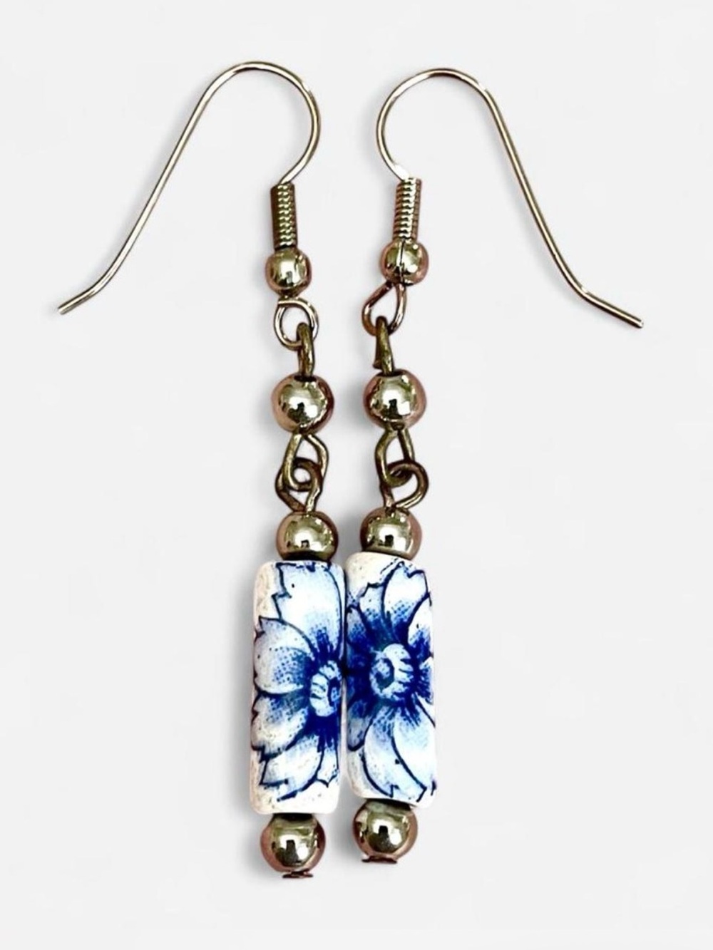 Vintage Artisan Blue & White Porcelain Dangle Earrings Floral Chinoiserie 1980s